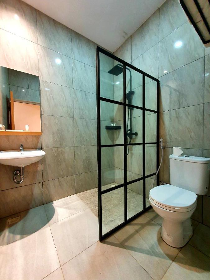Little Tokyo Hotel Imogiri ภายนอก รูปภาพ